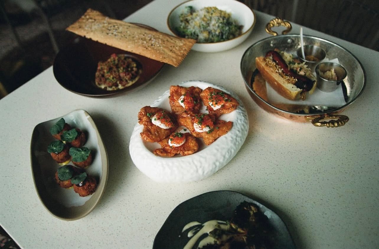 Elevated plates with sophisticated presentation